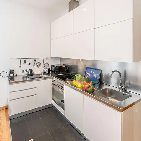 Apartament Quiet House In A Lively Area! *