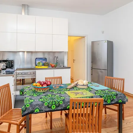 Apartament Quiet House In A Lively Area! *