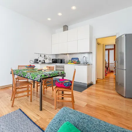 Apartament Quiet House In A Lively Area! *
